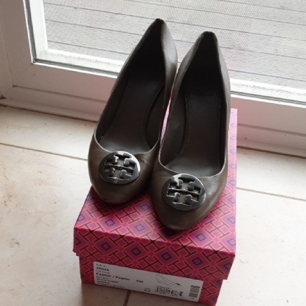 Tory Burch Women's  Wedge Pewter